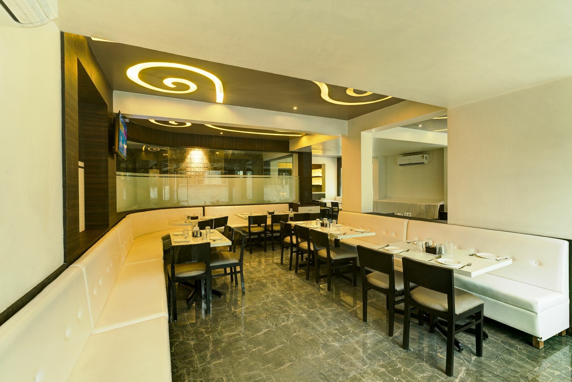 Oyo 78245 Collection O Hotel Crown Inn Navi Mumbai Exterior foto