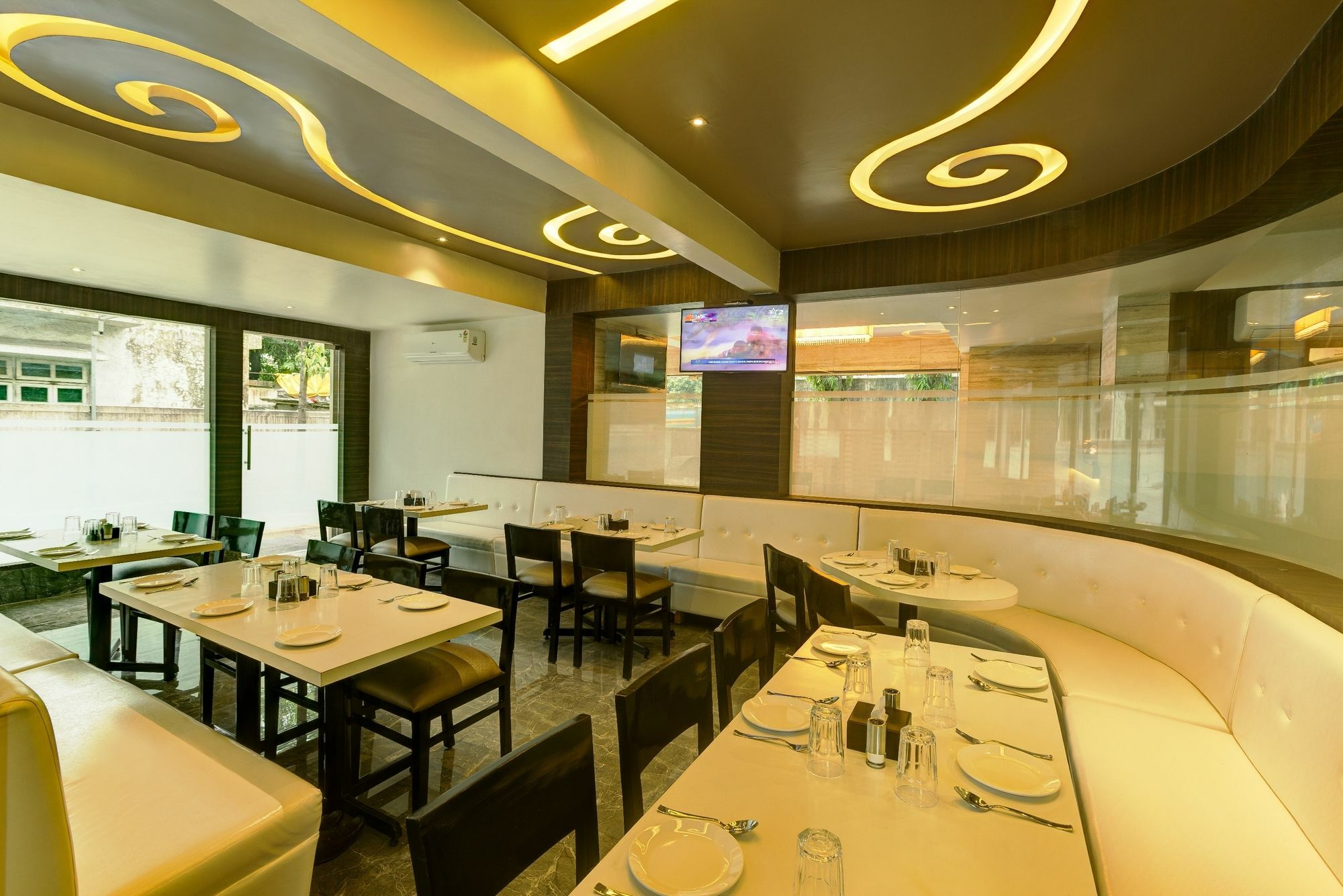 Oyo 78245 Collection O Hotel Crown Inn Navi Mumbai Exterior foto